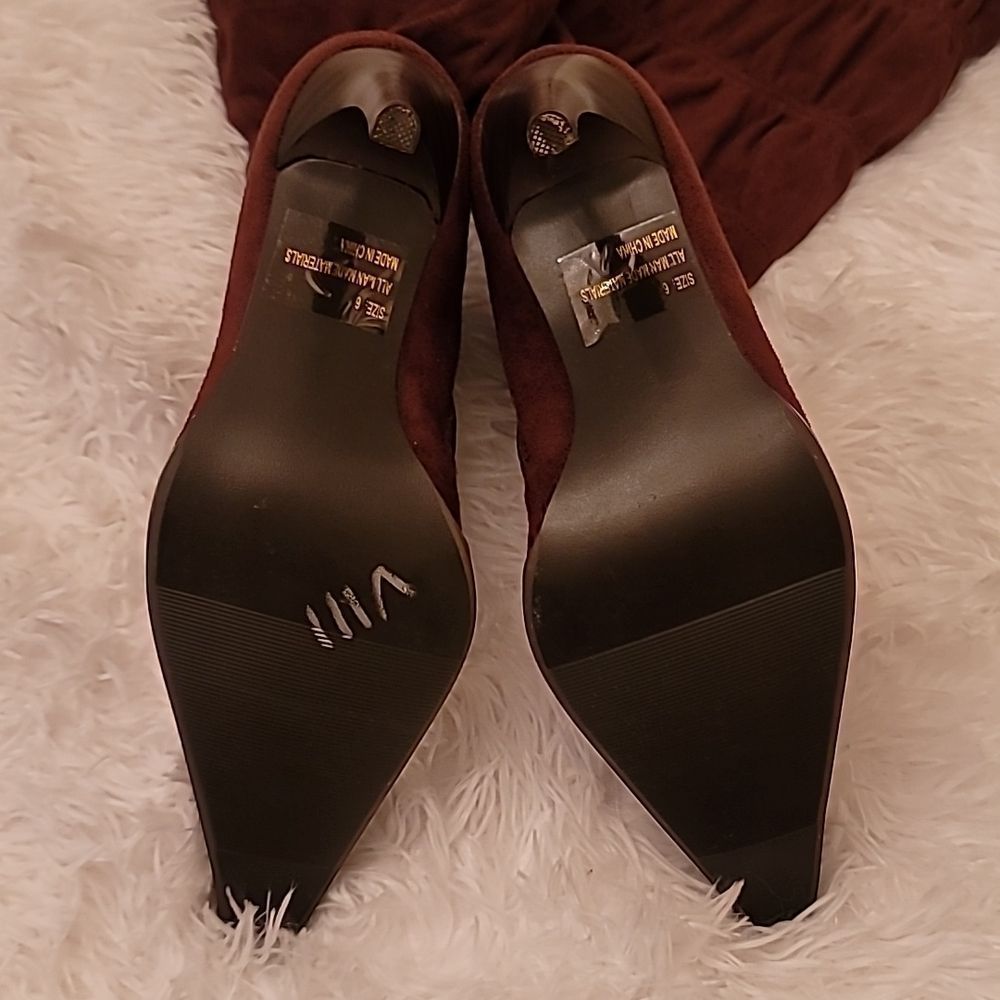 Qupid Ruched Pointed Toe Boots - Picture 12 of 15